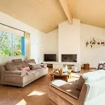 Contemporaine Avec Piscine A 8 Pers فيلة سانغوينت