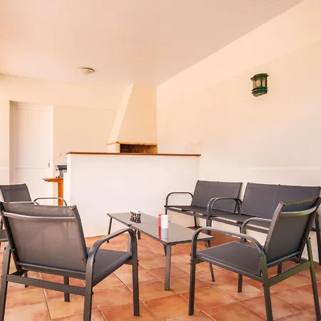 Villa Contemporaine Avec Piscine à 8 Pers *