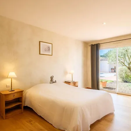 Contemporaine Avec Piscine à 8 Pers